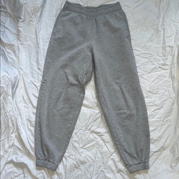 Women’s Gray Sweatpants - Picture 1 of 4